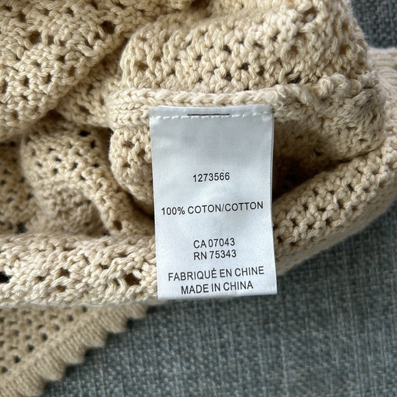 House of Harlow 1960 Cream Crochet Halter Top NWT Size M - Picture 3 of 8